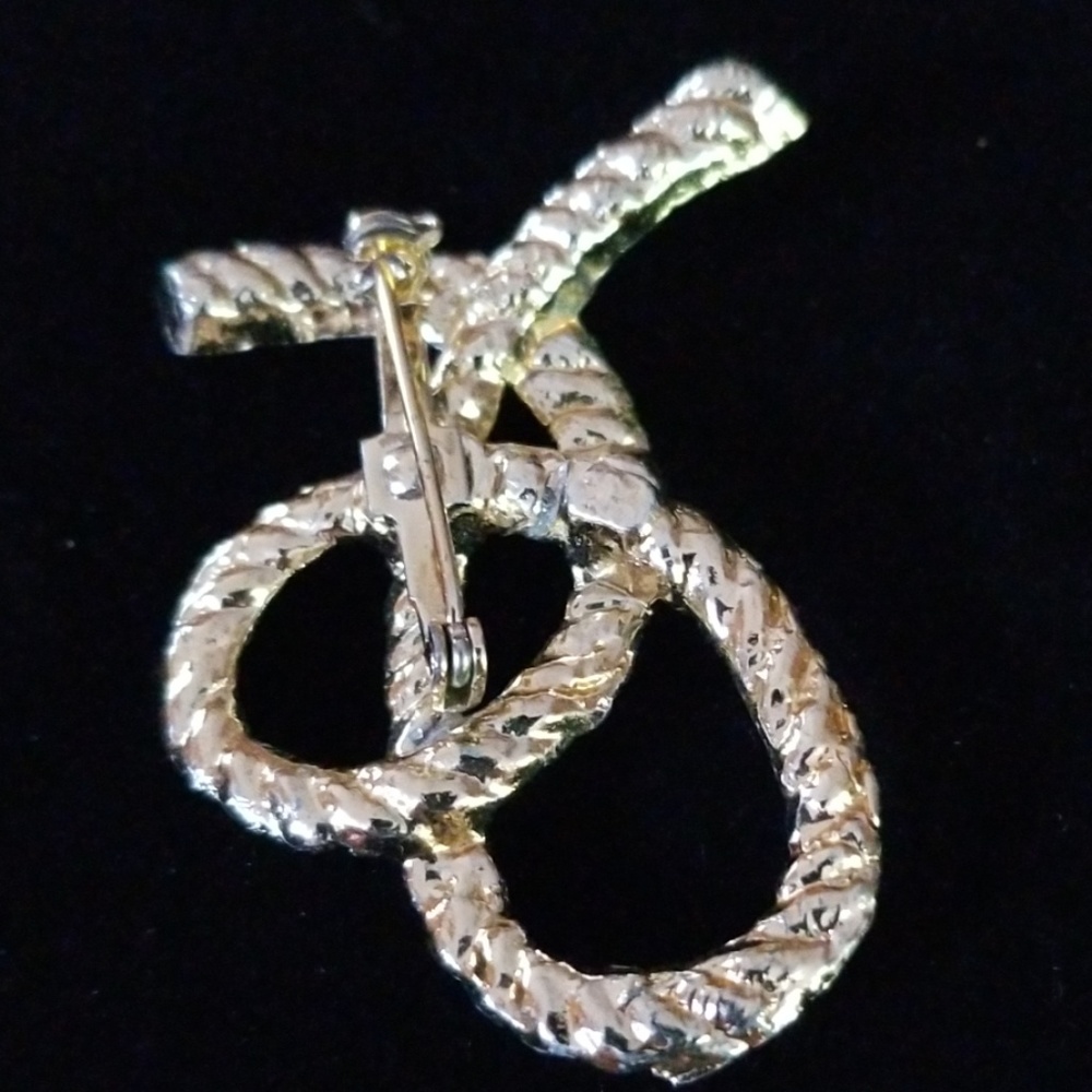 Vintage Mid Century Goldtone Rope Design Pretzel Bow Brooch Pin - Picture 9 of 10